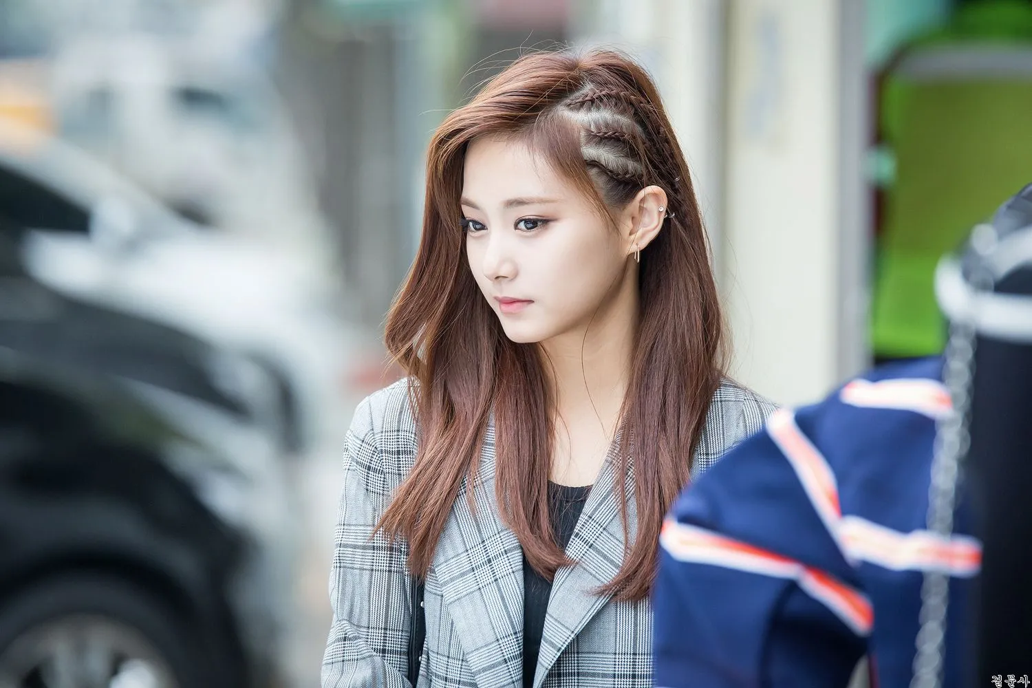 Twice Tzuyu Side Braid Hairstyle Kpopping