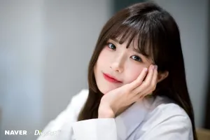 fromis_9 Song Hayoung - Pepero Day Event by Naver x Dispatch