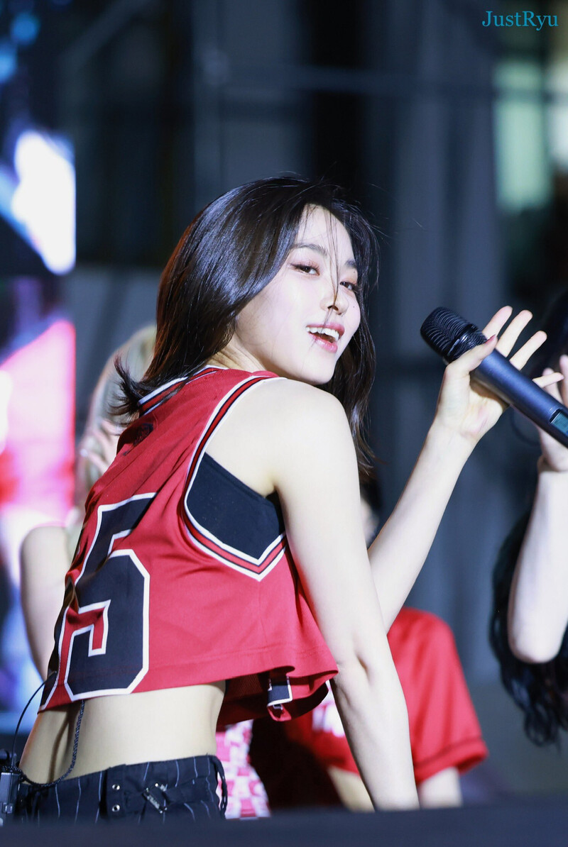 230525 ITZY Ryujin - Korea University Festival documents 5