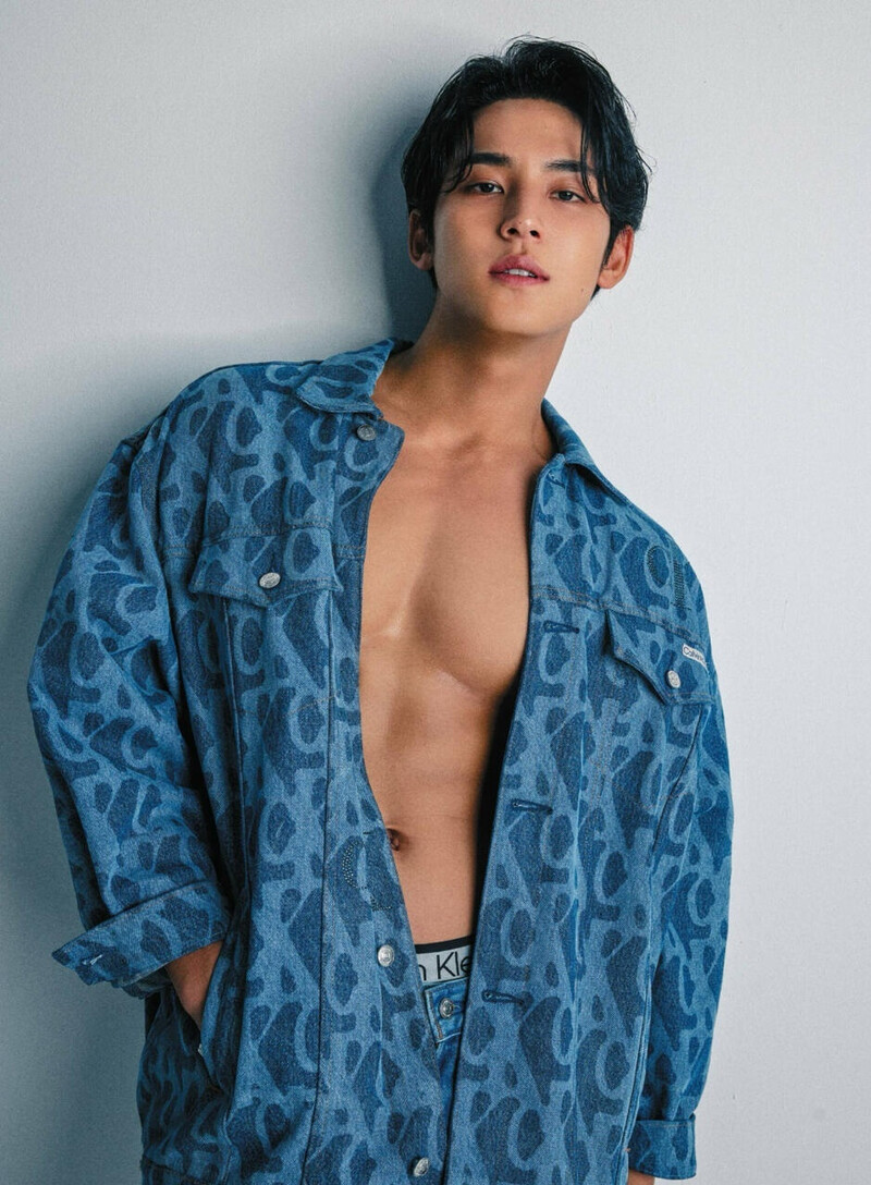 SEVENTEEN Mingyu for Calvin Klein X Rolling Stone Japan documents 11