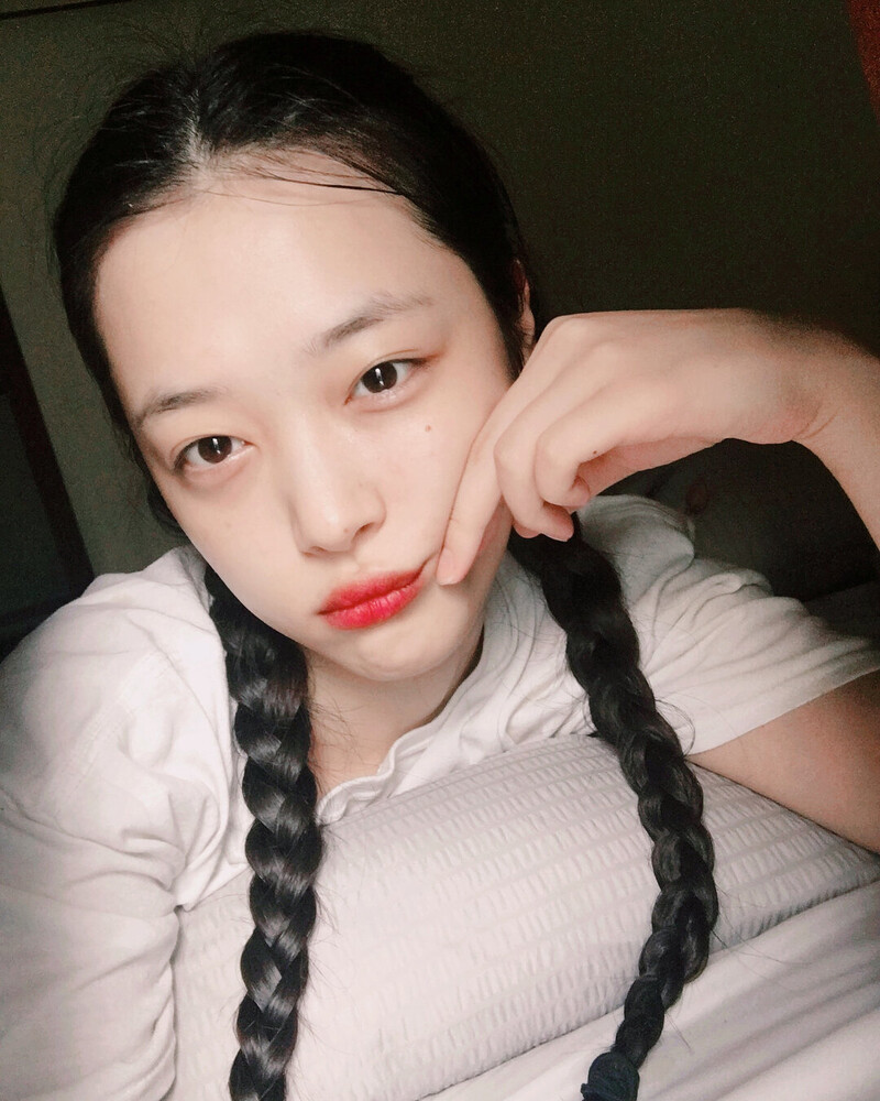 170907 Sulli Instagram Update documents 5