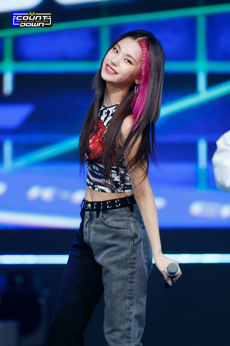 211014 ITZY - No. 1 Encore Stage at M Countdown documents 20