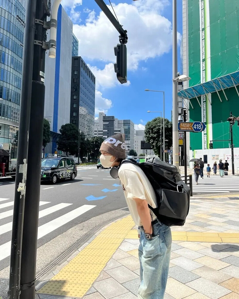 220729 STRAY KIDS Hyunjin Instagram Update documents 2