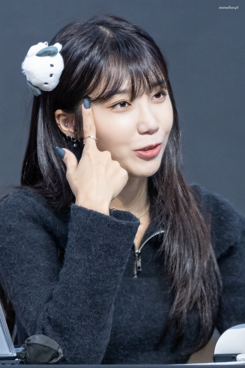 221112 Apink EUNJI at fansign event documents 5