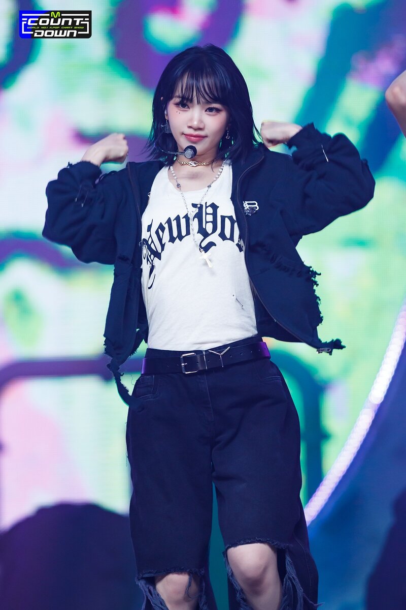 230530 Chaewon "Eve, Psyche, And The Bluebeardswife"  at M Countdown documents 9