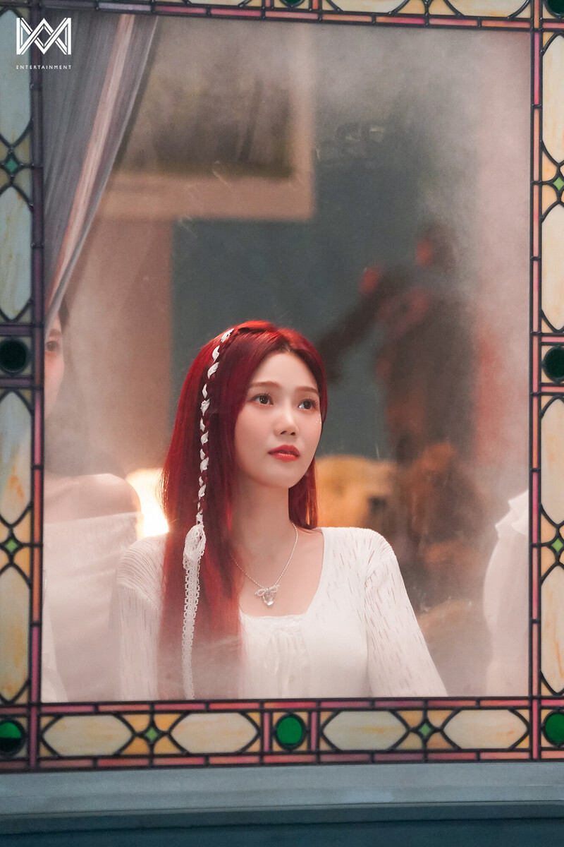 240902 WM Entertainment Naver Post with OH MY GIRL Hyojung - "Classified" MV Behind the Scenes documents 7