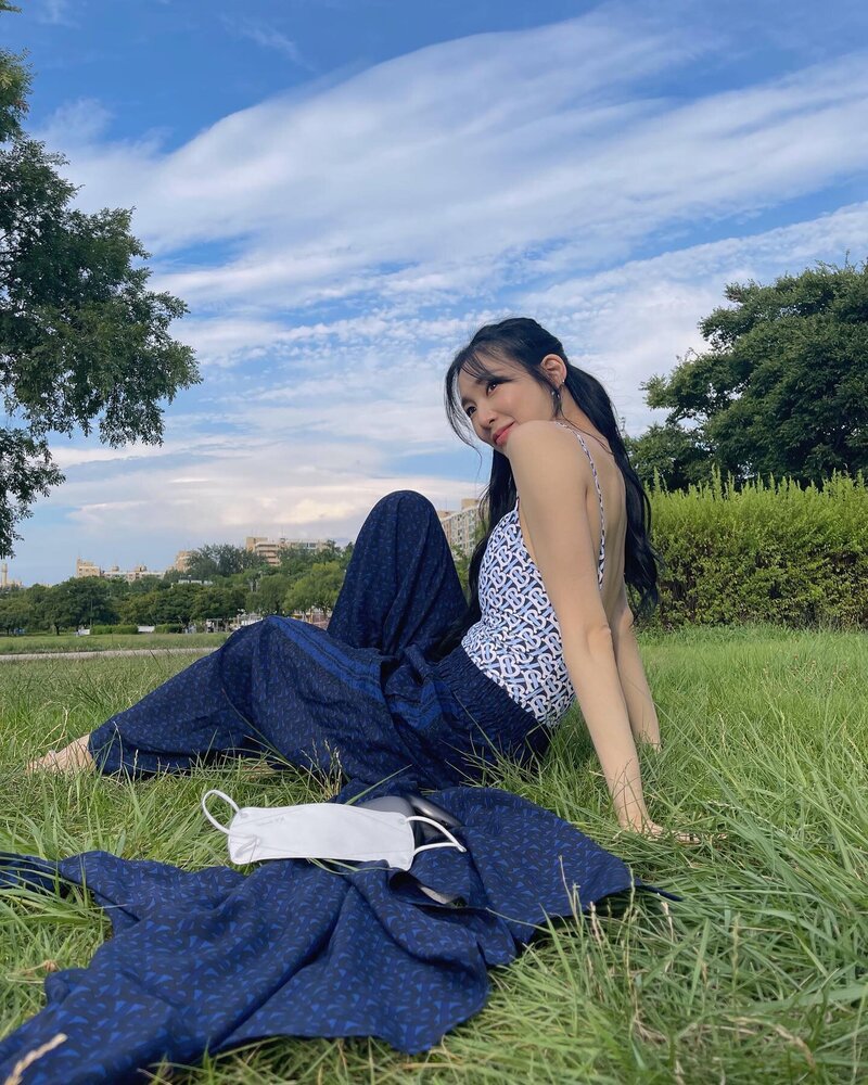210807 Tiffany Young Instagram Update documents 5