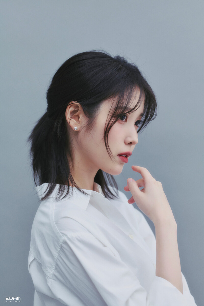 230424 IU 'Dream' Interview Photoshoot documents 5