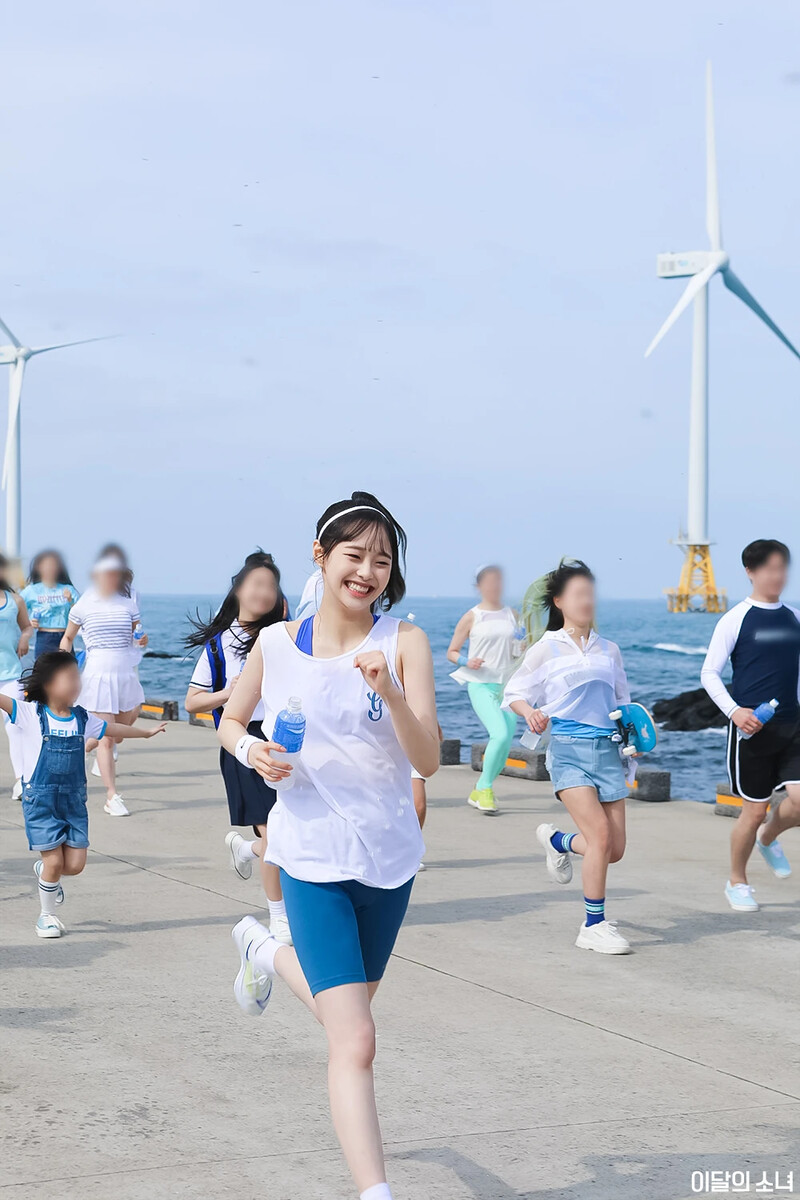 210521 BlockBerry Naver Post - LOONA's Chuu Pocari Sweat CF Behind documents 6