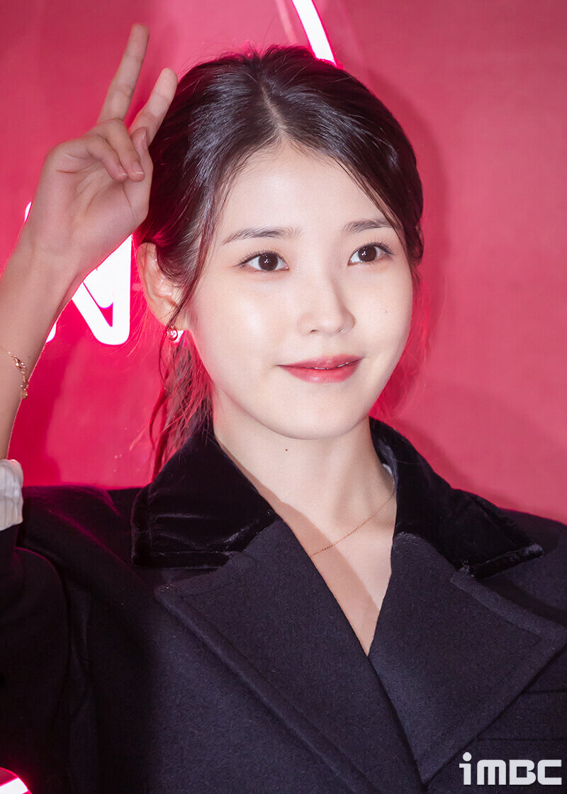 221116 IU - J.Estina Pop-up Store Event documents 13