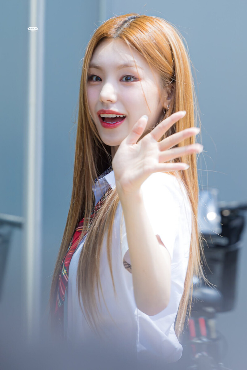 230706 ITZY Yeji - Knowing Bros Commute documents 20