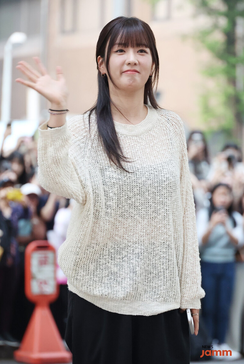 240427 Apink BOMI at 'Queen of Tears' drama Wrap-up Party documents 3