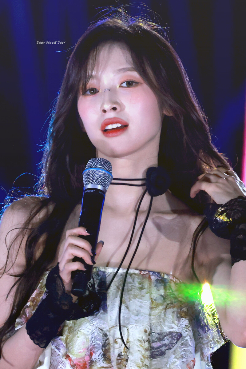 240519 OH MY GIRL Arin - SBS Mega Concert documents 10