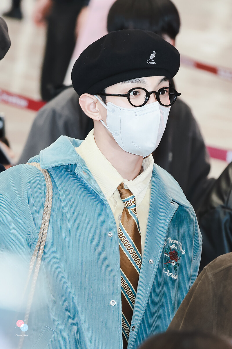 241203 SEVENTEEN DK at Gimpo International Airport documents 6