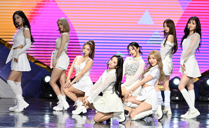 211210 fromis_9 documents 2