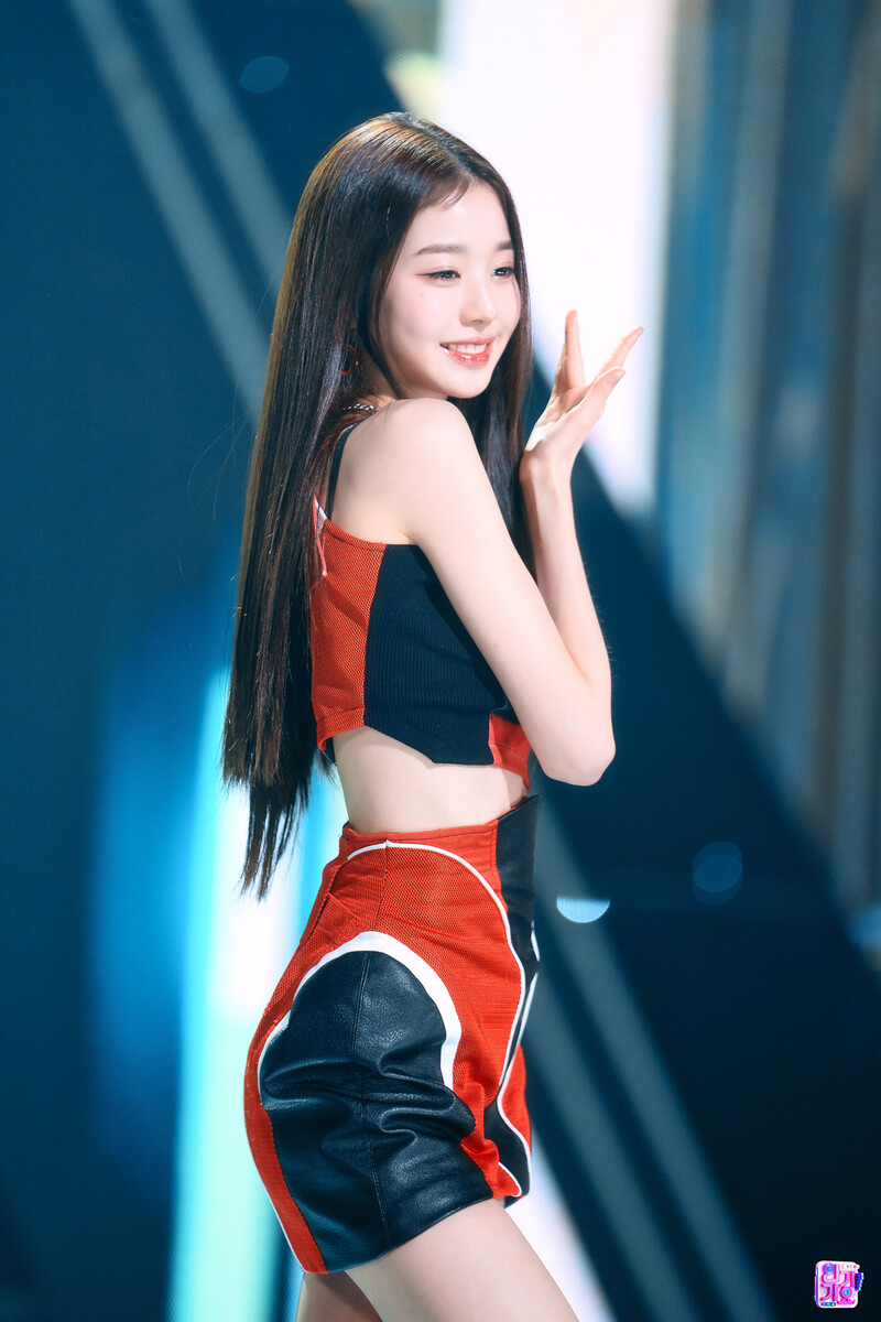 220918 IVE Wonyoung - 'After LIKE' at Inkigayo documents 9