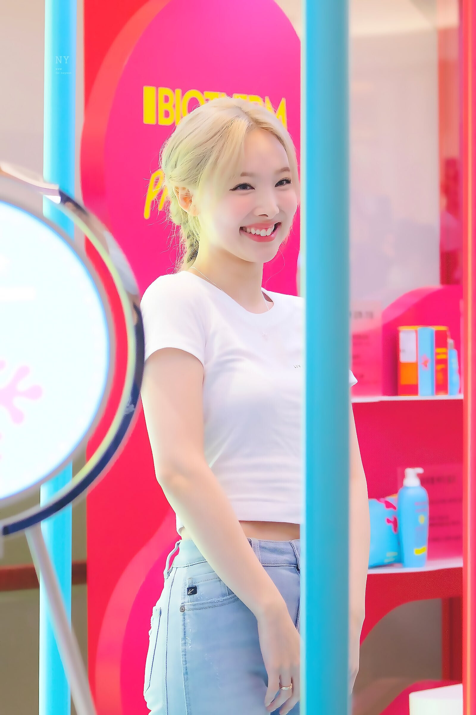 PO] TWICE Nayeon Pop inspired Denim Butterfly Self Tie Cami Top  Vintage  Y2k Ulzzang, Women's Fashion, Tops, Other Tops on Carousell