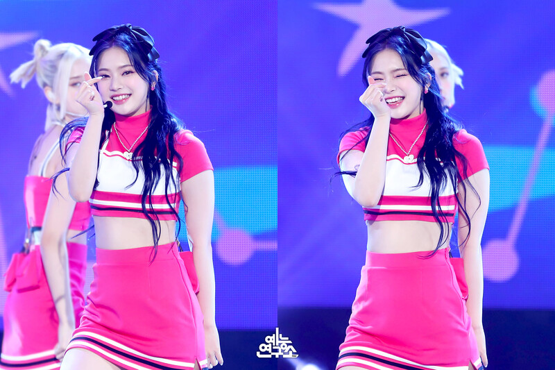 211002 STAYC at Music Core documents 13