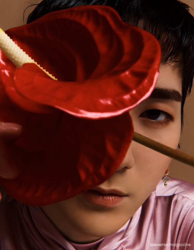 210426 ARON- WEVERSE Magazine 'ROMANTICIZE' Comeback Interview documents 4