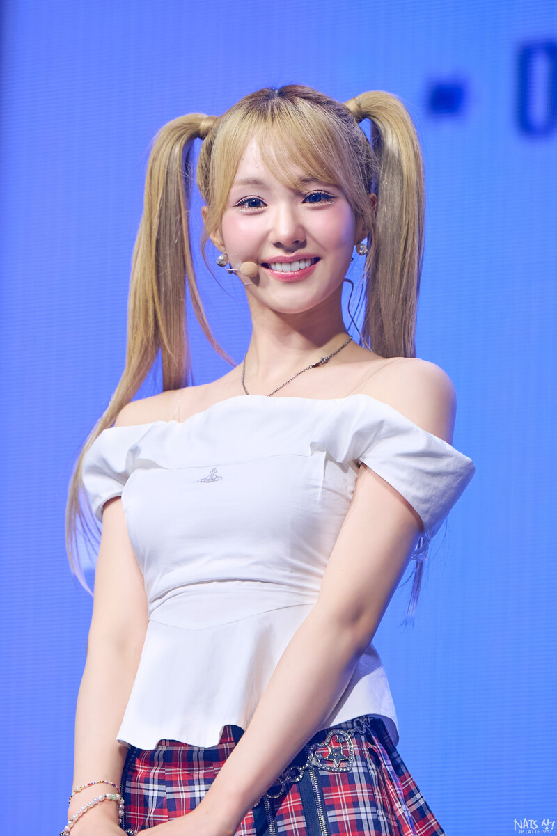 240727 WOOAH - NANA - at Japan 1st Concert 'WOOAH-LAND in Japan' documents 23