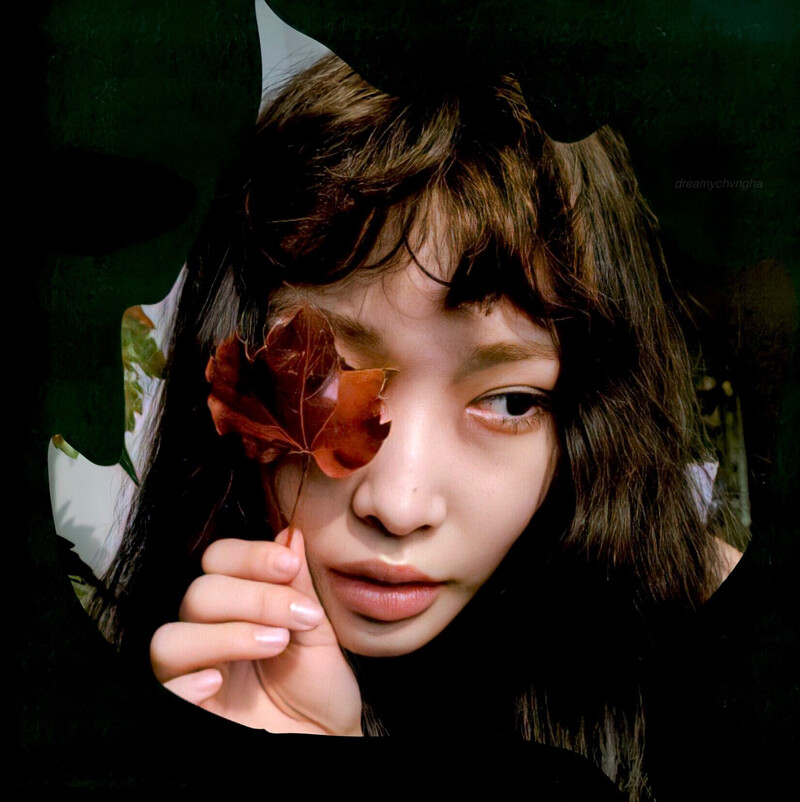 Chungha - "Killing Me" Album (Scans) documents 23