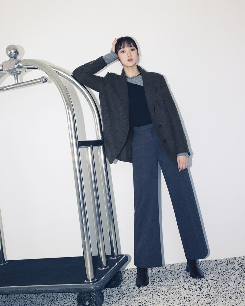 LEE SUNG KYUNG for The AtG 2022 Winter Collection - Winter Herringbone Boyfit Jacket documents 1