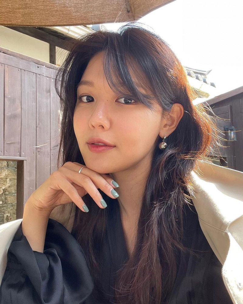 210504 Sooyoung Instagram update documents 1