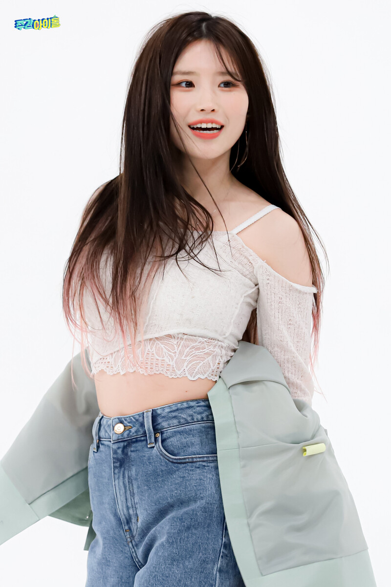 220125 MBC Naver Post - fromis_9 at Weekly Idol documents 6