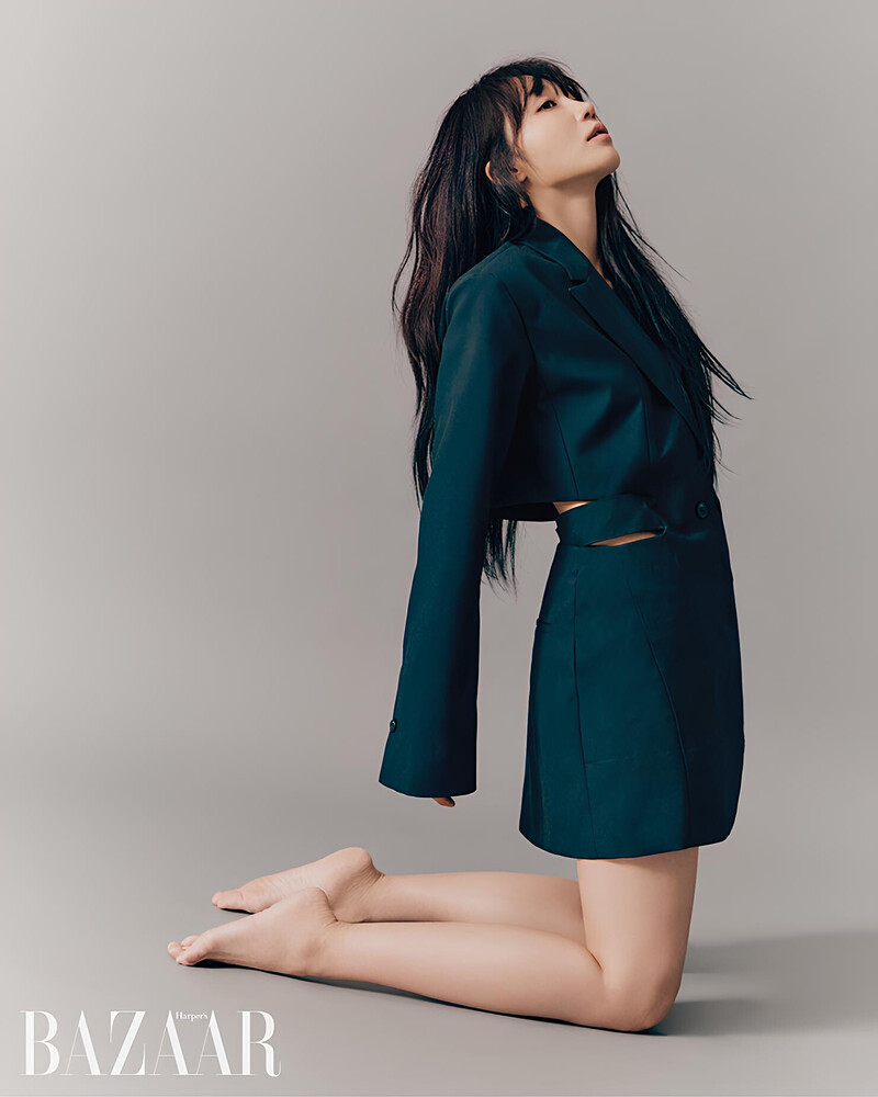 APINK EUNJI for 'Harper's BAZAAR' Korea June Issue 2022 documents 4