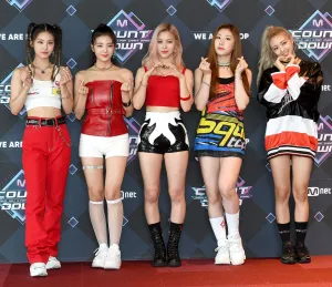 190808 ITZY at M Countdown Photo Time