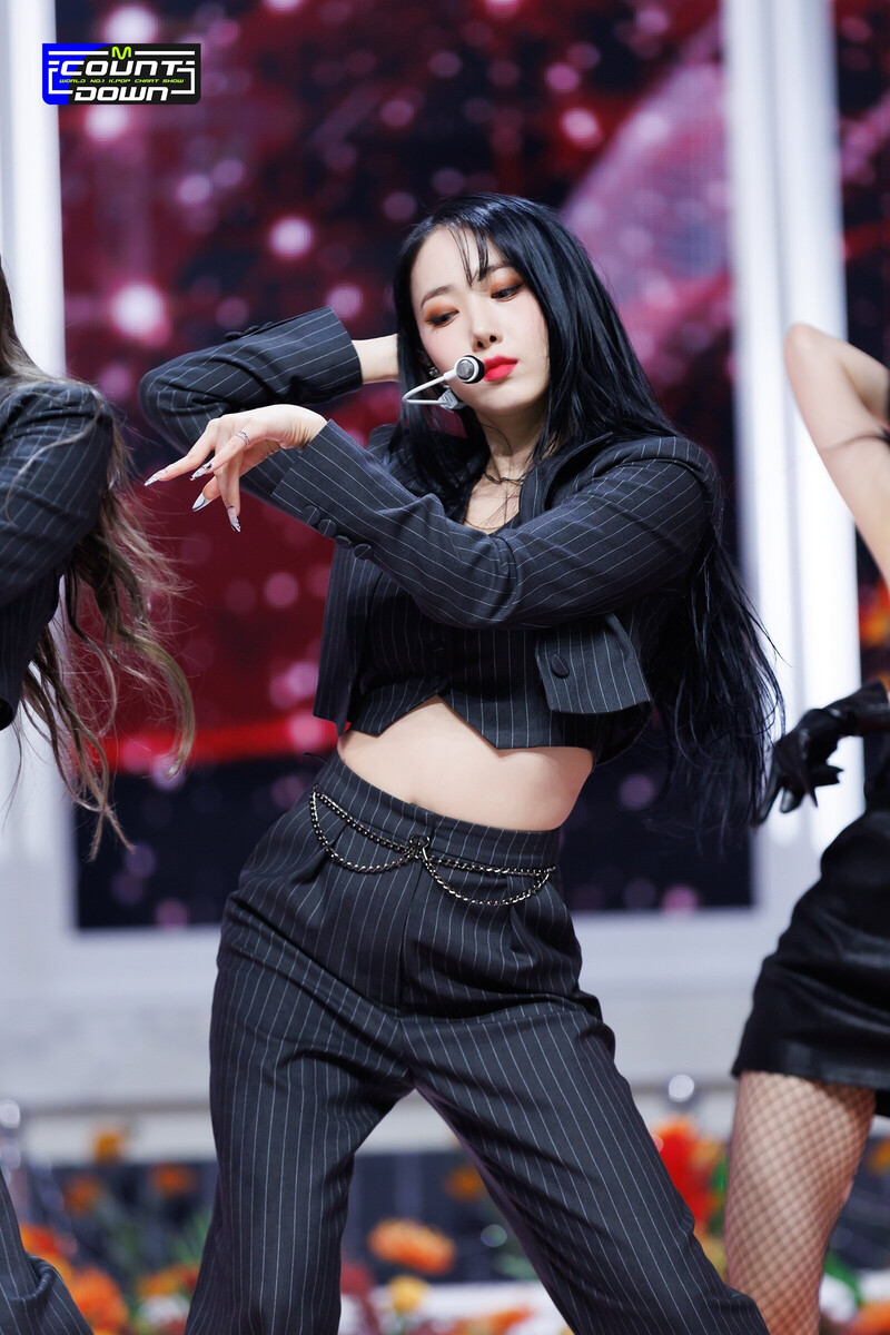 230202 VIVIZ Sinb 'PULL UP' at M Countdown documents 4