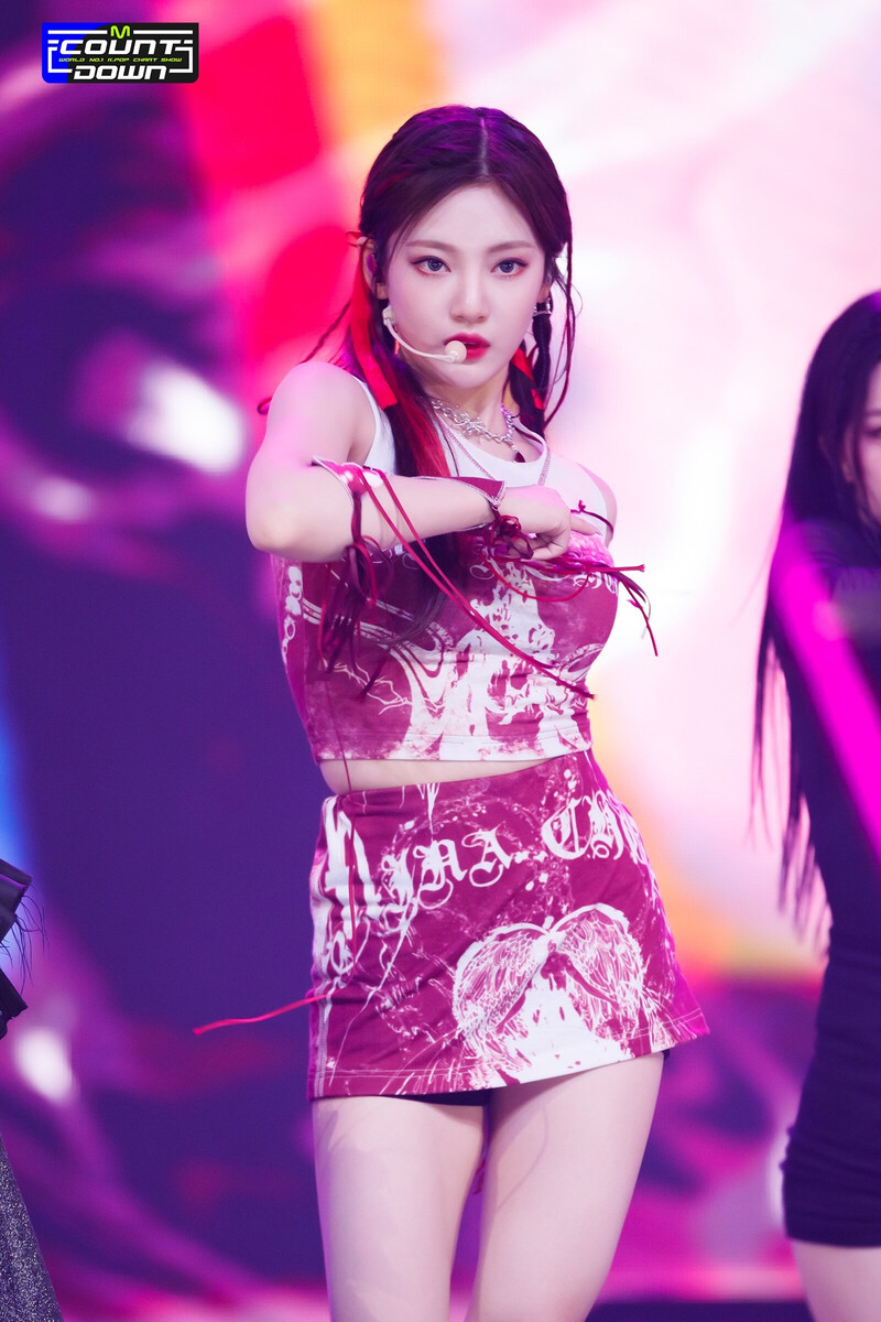 230511 aespa NingNing 'Salty & Sweet' at M Countdown documents 4