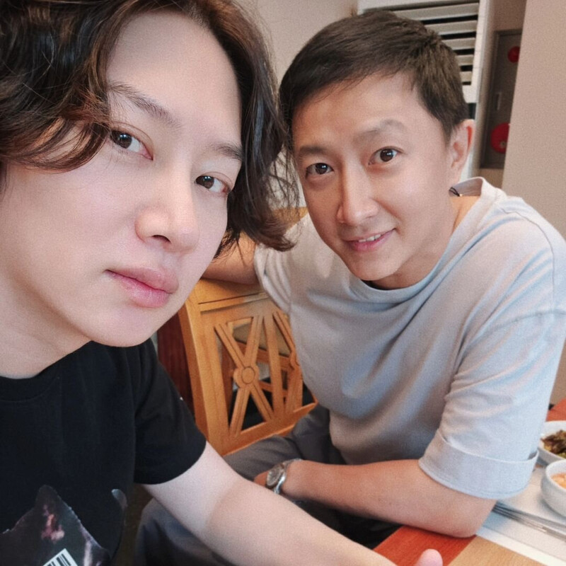 240504 Heechul Instagram update documents 1