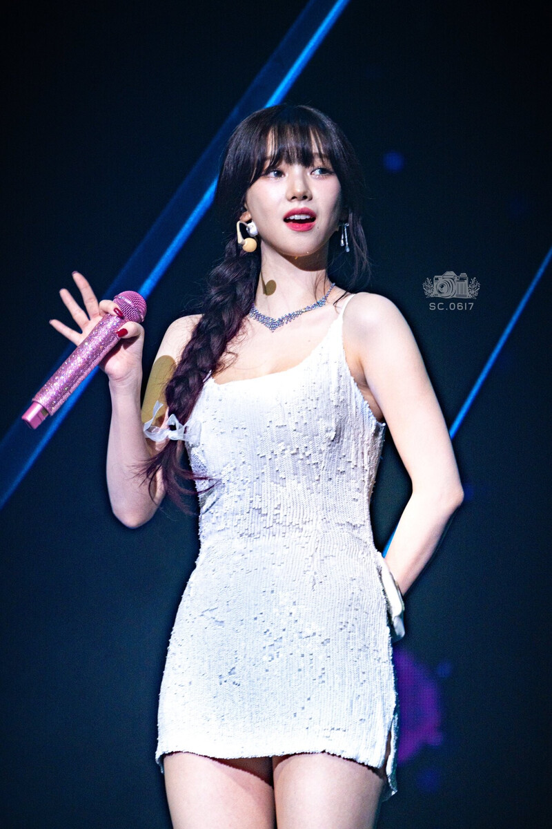 240922 aespa Karina - ‘SYNK : Parallel Line’ Tour in Macau Day 2 documents 4