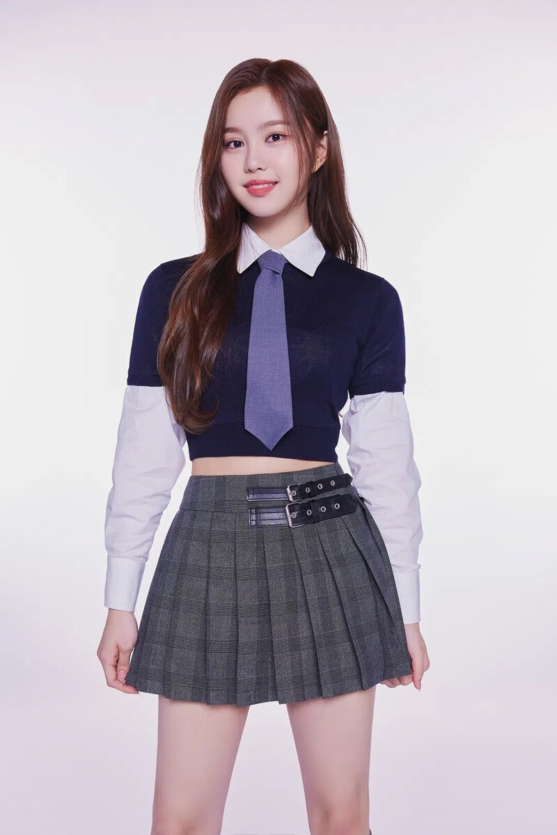 Nam Yuju I-LAND 2 Profile Photos documents 1