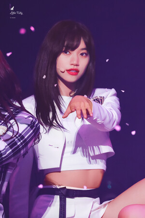 190927 Weki Meki Doyeon at Hero Concert