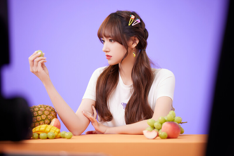 220310 Cheng Xiao Weibo Studio - Master Kong Iced Black Tea Photoshoot documents 8