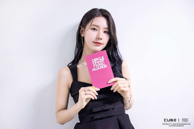 230228 U Cube - Miyeon Circle Chart Music Awards 2022 Behind the Scenes documents 4