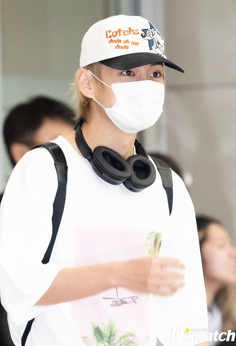 230616 BTS V - Incheon International Airport Arrival documents 10