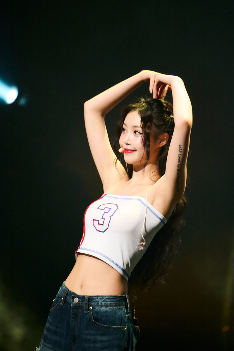 240715 SOOJIN - 1st FAN CONCERT TOUR 'Summer Daze' in TOKYO documents 2