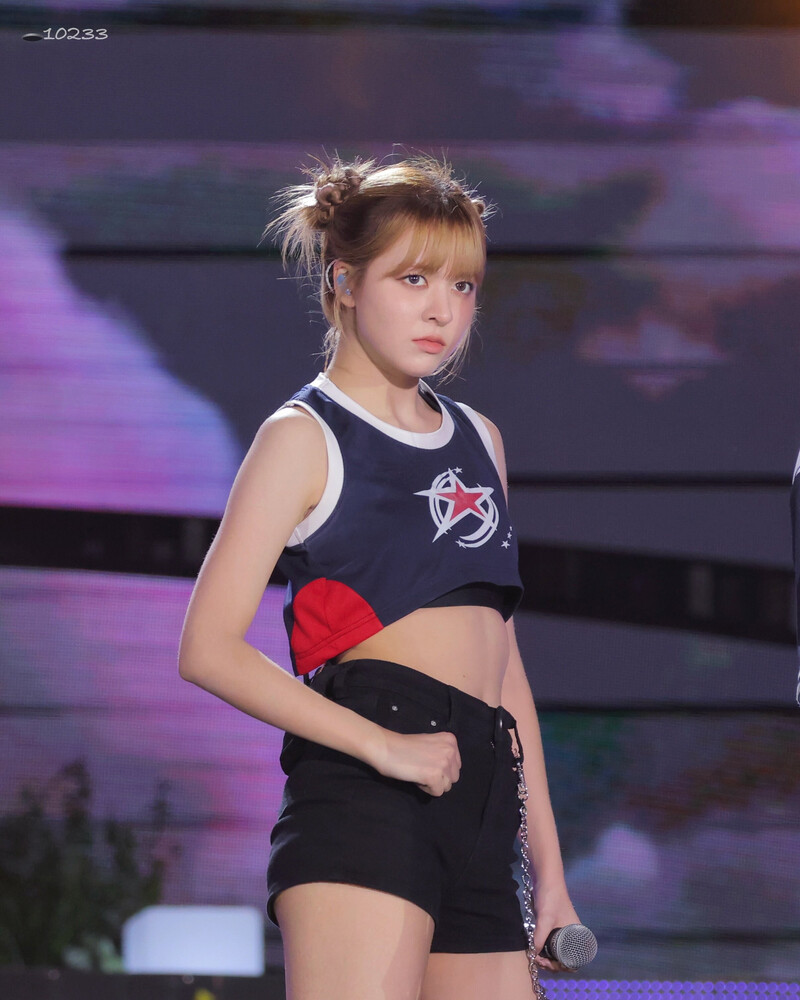 240910 NMIXX Lily - KBS Open Concert documents 2