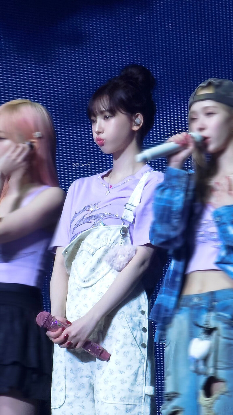 240922 aespa Karina - ‘SYNK : Parallel Line’ Tour in Macau Day 2 documents 7