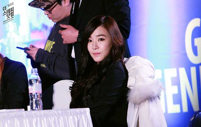 140316 Girls' Generation Tiffany at Cheonggye Fansign documents 12