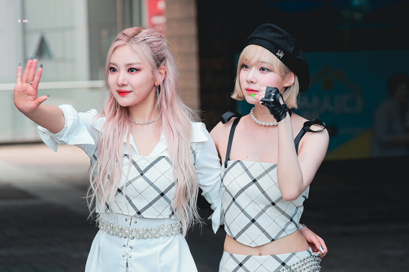 220722 aespa Ningning & Winter - Mini Fanmeeting documents 2