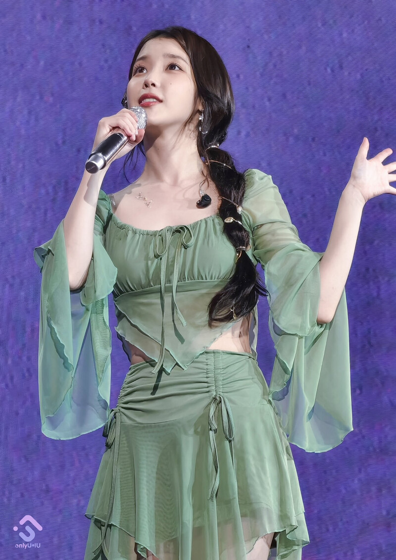 240609 IU - ‘H.E.R.’ World Tour in Kuala Lumpur Day 2 documents 9