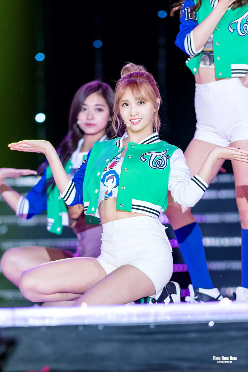 Momo265.jpg