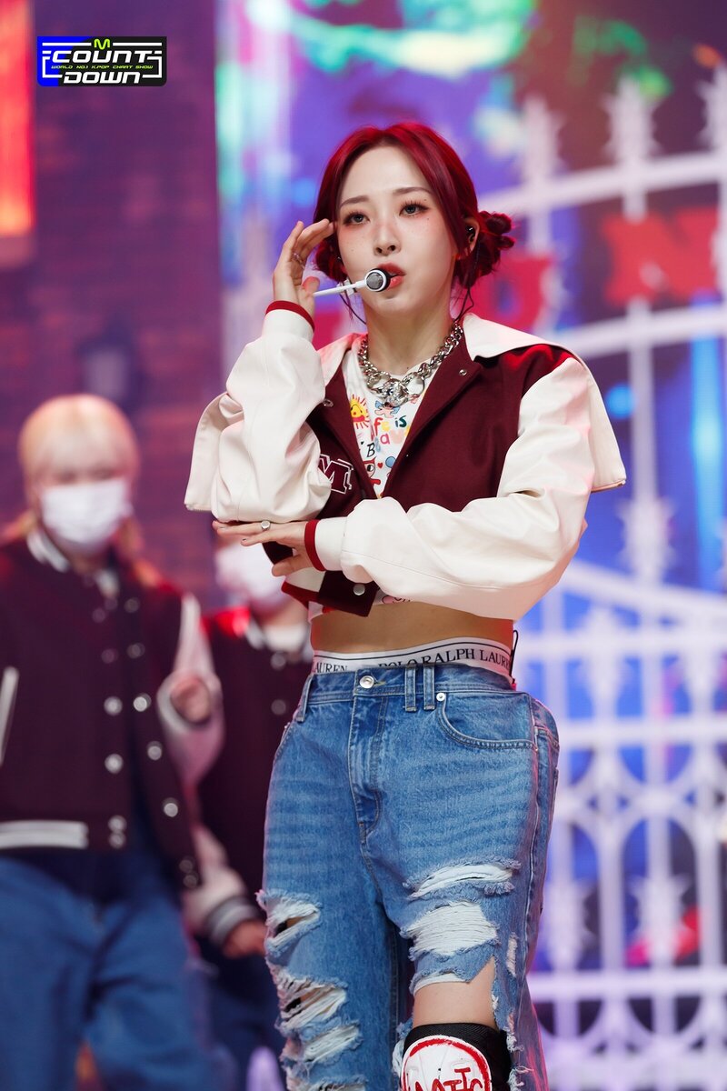 220120 Moon Byul - 'LUNATIC' at M COUNTDOWN documents 20
