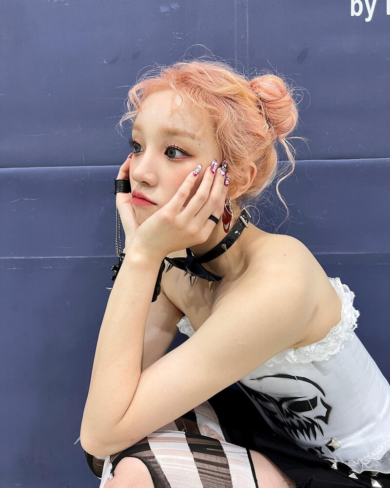 220320 (G)I-DLE Yuqi Instagram Update documents 3