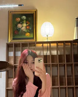 250122 - JOY Instagram Update