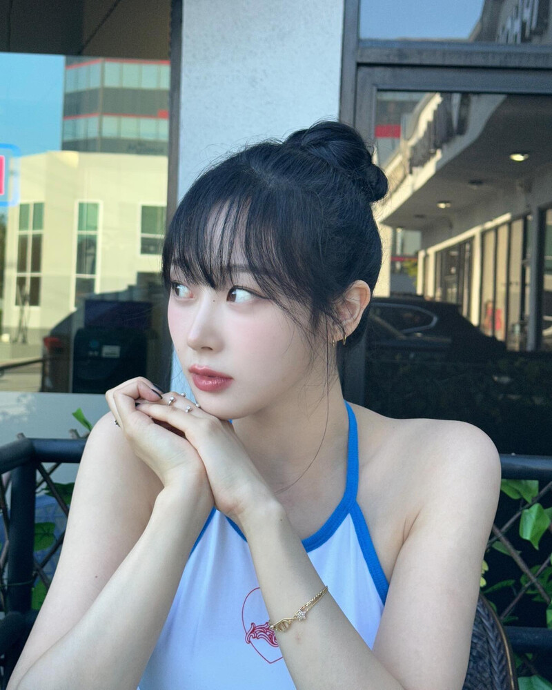 230825 - GISELLE Instagram Update documents 3